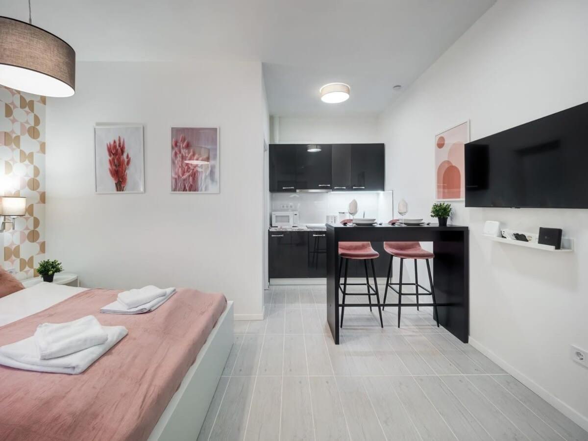 Cute Central Studio With Ac Budapest Esterno foto